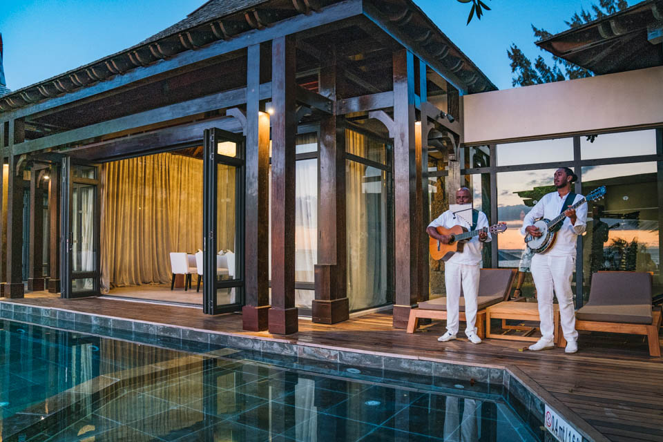 Privatunterhaltung in der Villa.