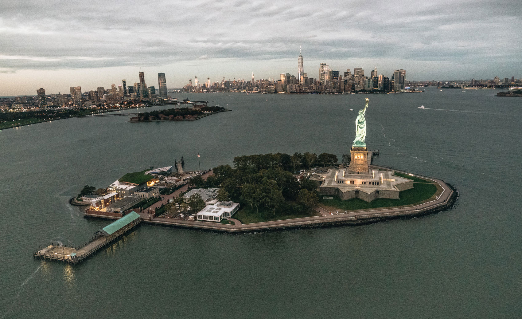 Helikopterflug New York Sonnenuntergang