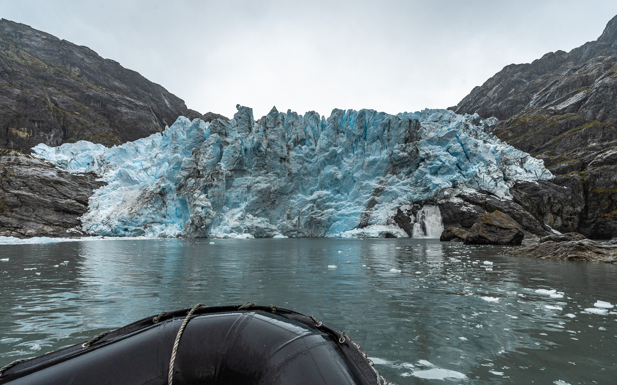 Condor Gletscher mit Schlauchboot