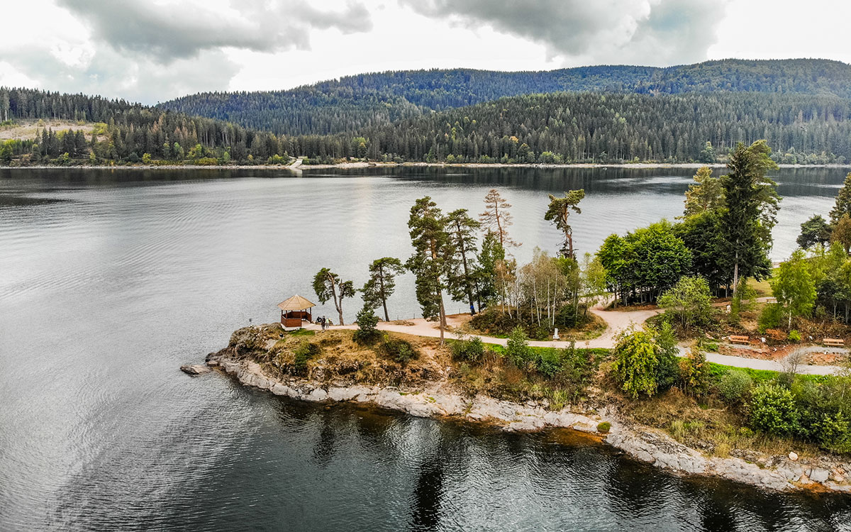 Der Ruhepavillon am Schluchsee.