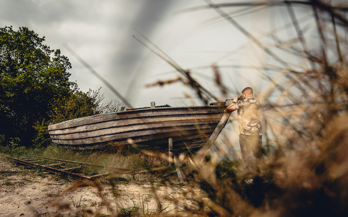 Fotowalk in Zingst mit altem Boot als Fotomotiv