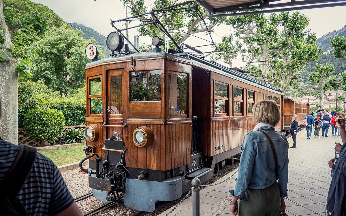 mallorca-tipps-tren-de-soller-bahnhof