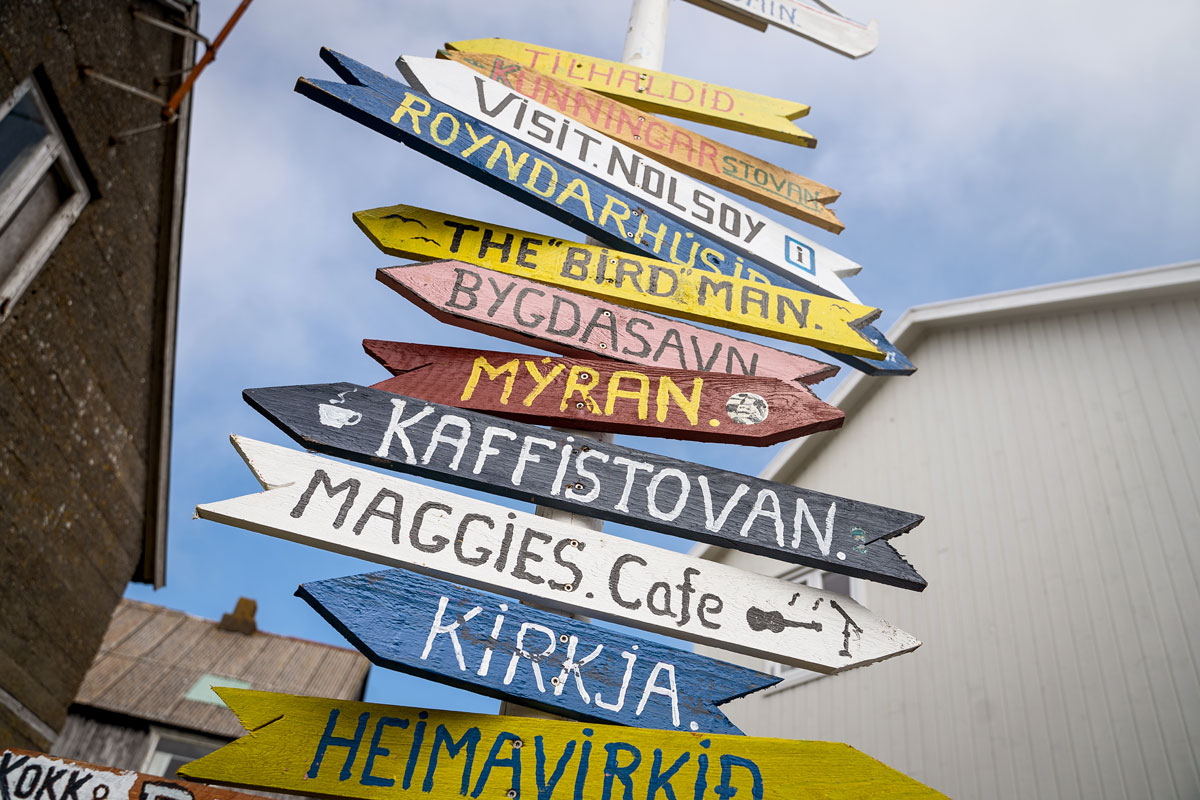 Schilderwald in Nólsoy