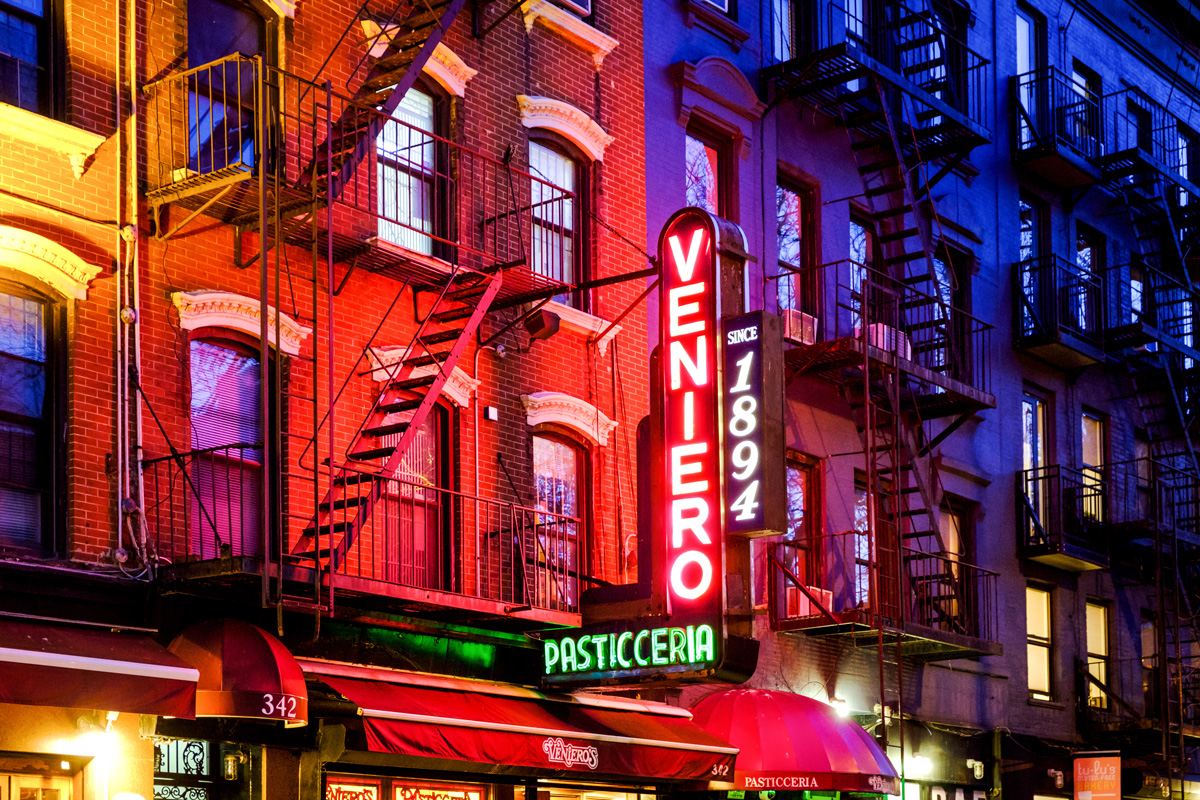 streetfotografie-neon-schilder-new-york