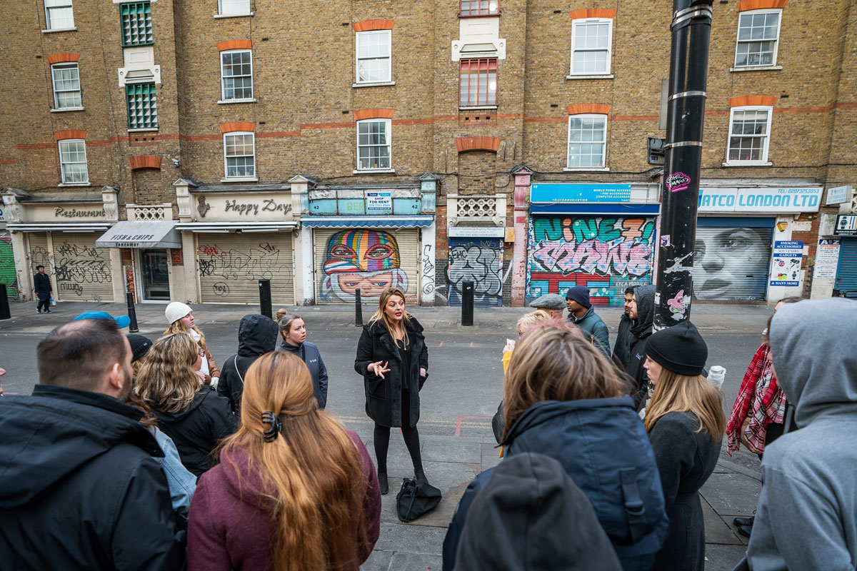 London Rock'N'Roll Tour Guide Sinead