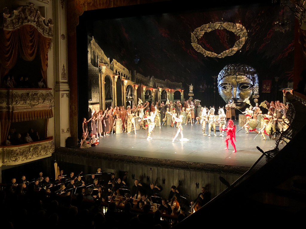 Russisches Ballett St. Petersburg Mikhailosky Theatre