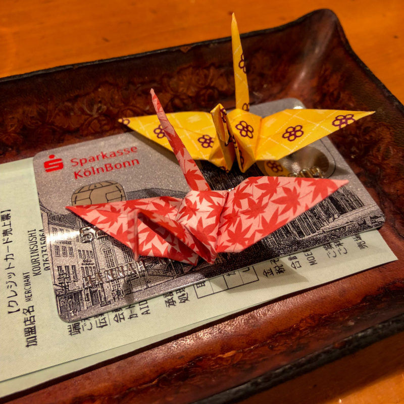 Tokio Reisetipps: So plant ihr den Trip in die größte Stadt der Welt! 6 japan-knigge-trinkgeld-kreditkarte