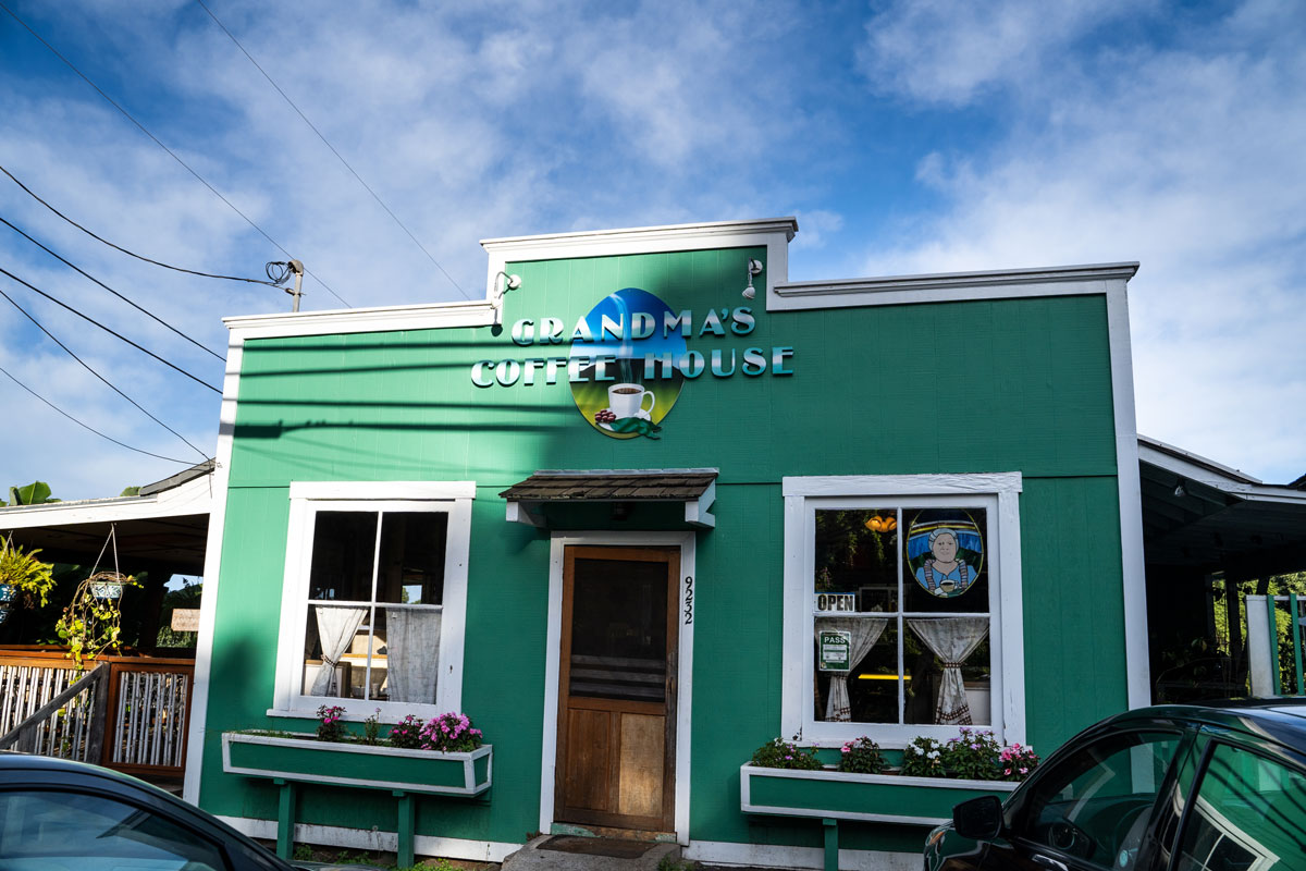 Fährst du die Road to Hana musst du unbedingt bei Grandma's Coffee House Frühstücken!