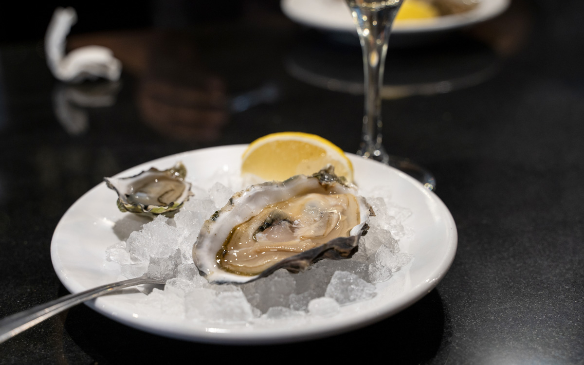 san-francisco-restaurant-mission-street-oyster-bar