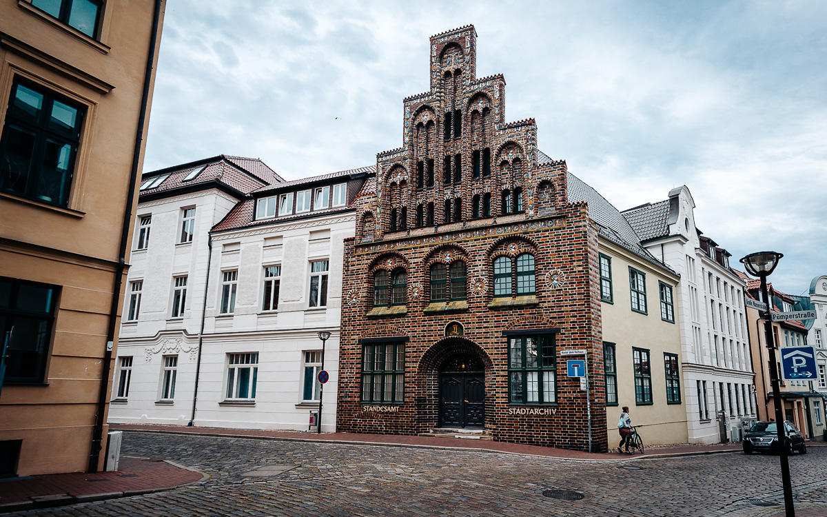 Stadtarchiv Rostock Rostock Sehenswürdigkeiten Das wunderschöne Stadtarchiv in Rostock.