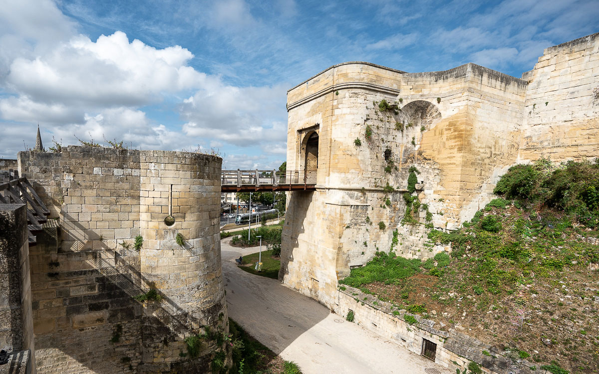 Porte Saint-Pierre Caen Burg