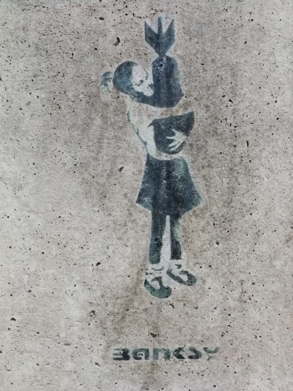 Banksy Hamburg Bomb Hugging