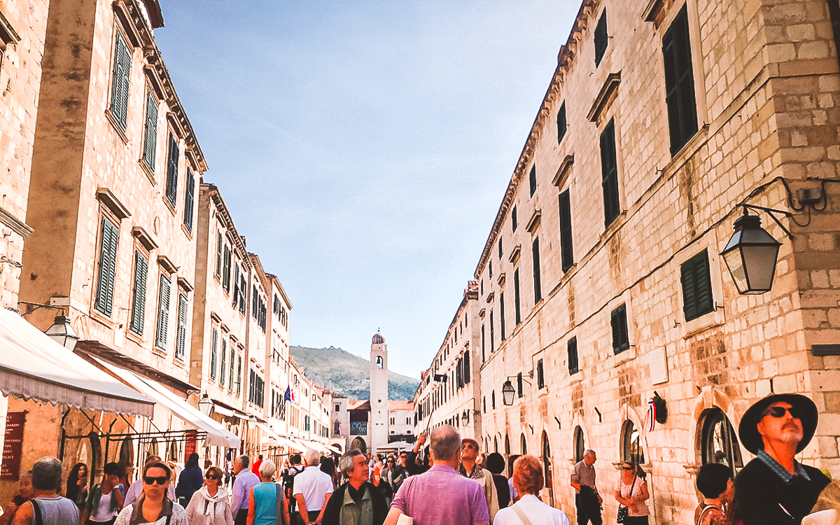 Stradun Altstadt Dubrovnik am Tag