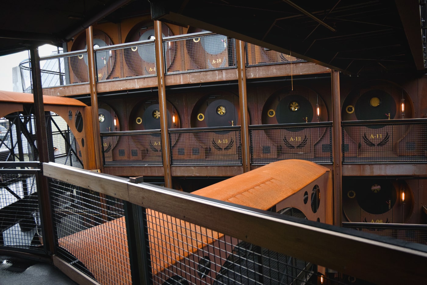 Hotel Charles Lindbergh Phantasialand Brücken und Kabinen