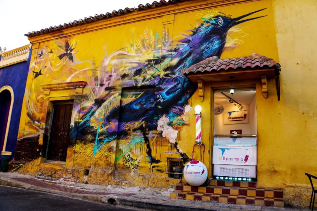 Vogel-Graffiti in Getsemani in Cartagena