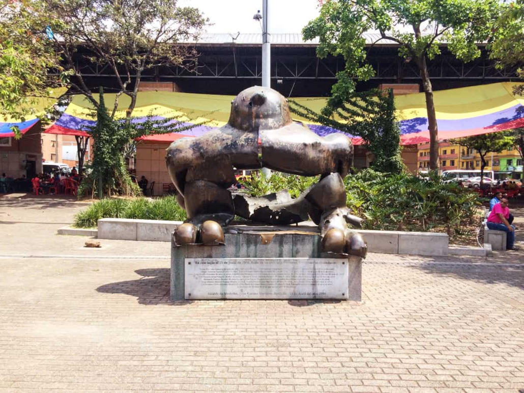 Friedensvogel von Botero – Pájaro de Paz