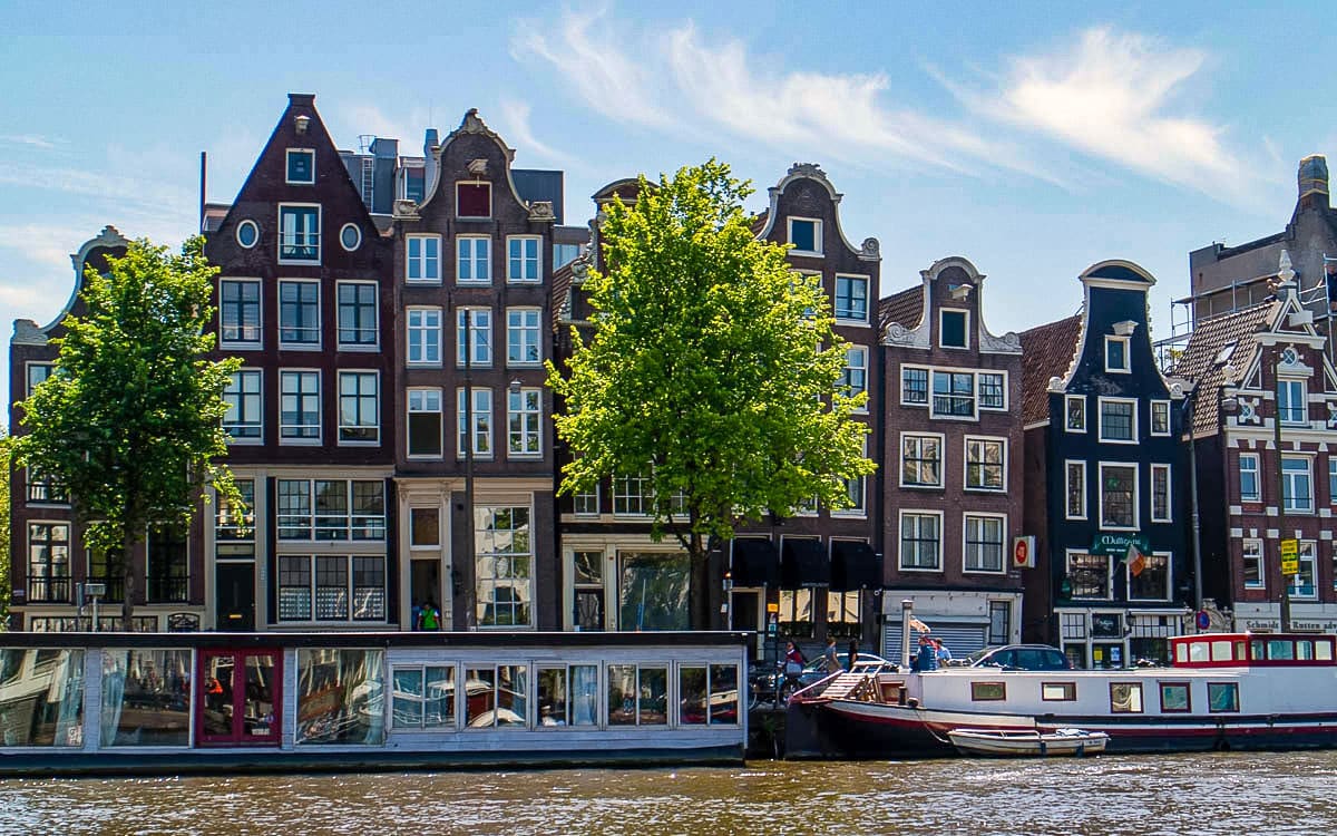 Amsterdam Sehenswürdigkeiten Kaufmannshäuser an den Grachten