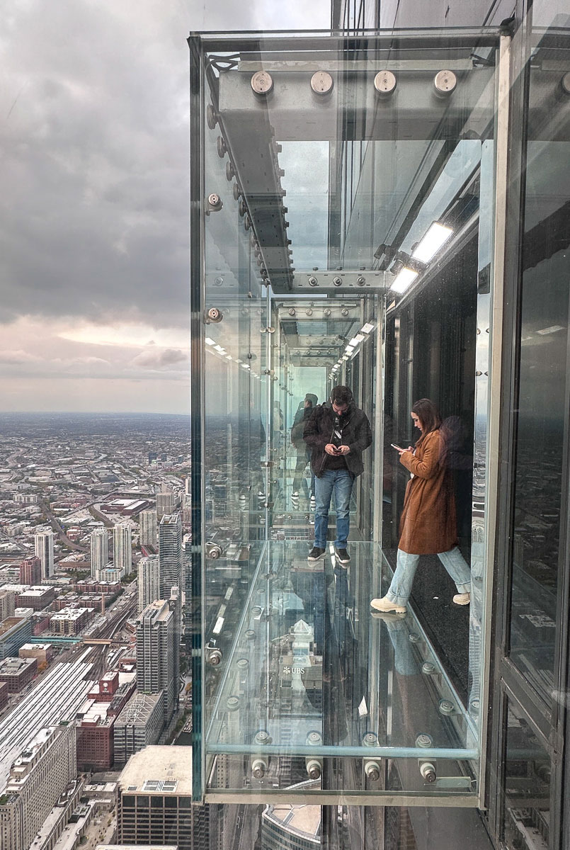Skydeck Glaskasten in Chicago - ein echtes Highlight für uns