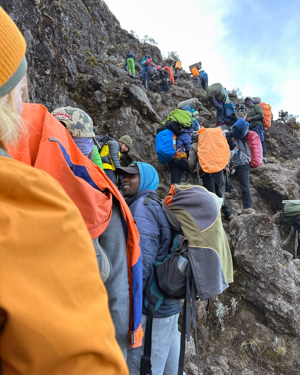 Baranco Wall Machame Route, immer bergauf.