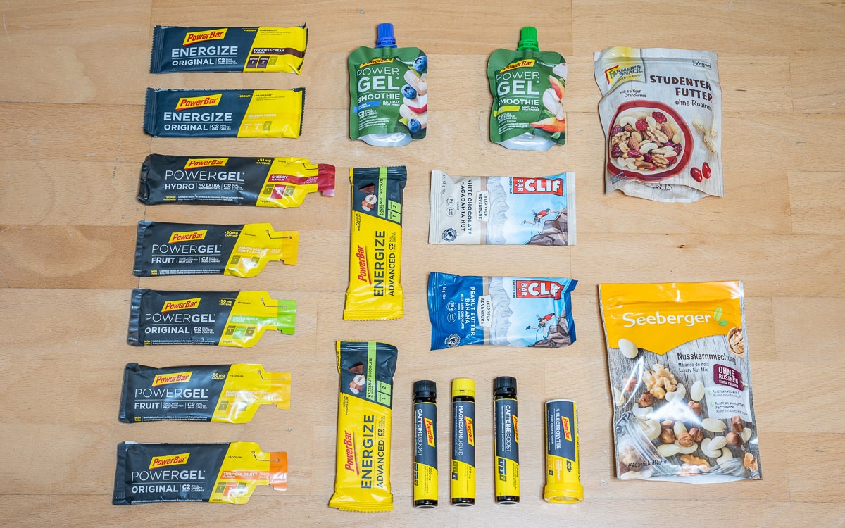 Energyriegel Ausrüstung für die Besteigung des Kilimandscharo in Tansania.