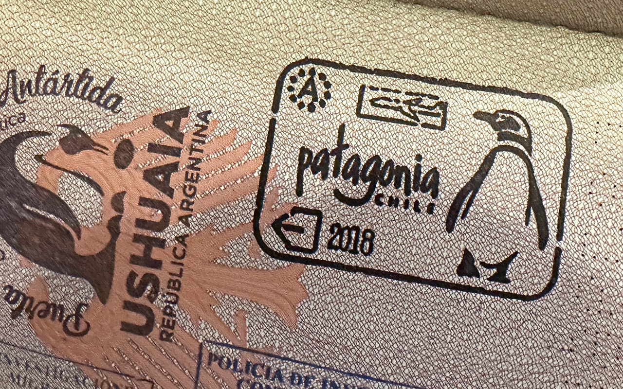 Pinguin Stempel im Pass von Punta Arenas