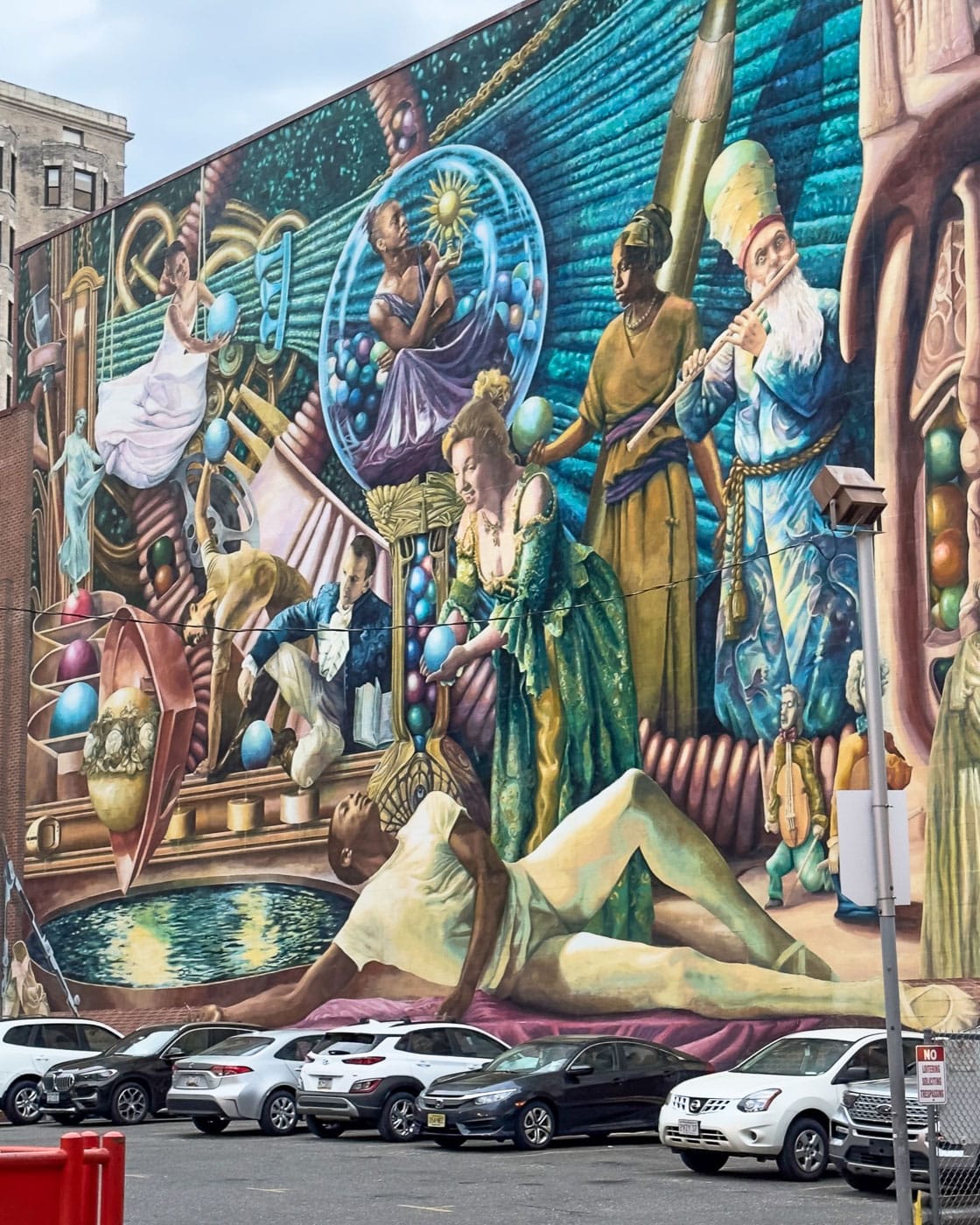 "Philadelphia Muses" Wandgemälde von Meg Saligman