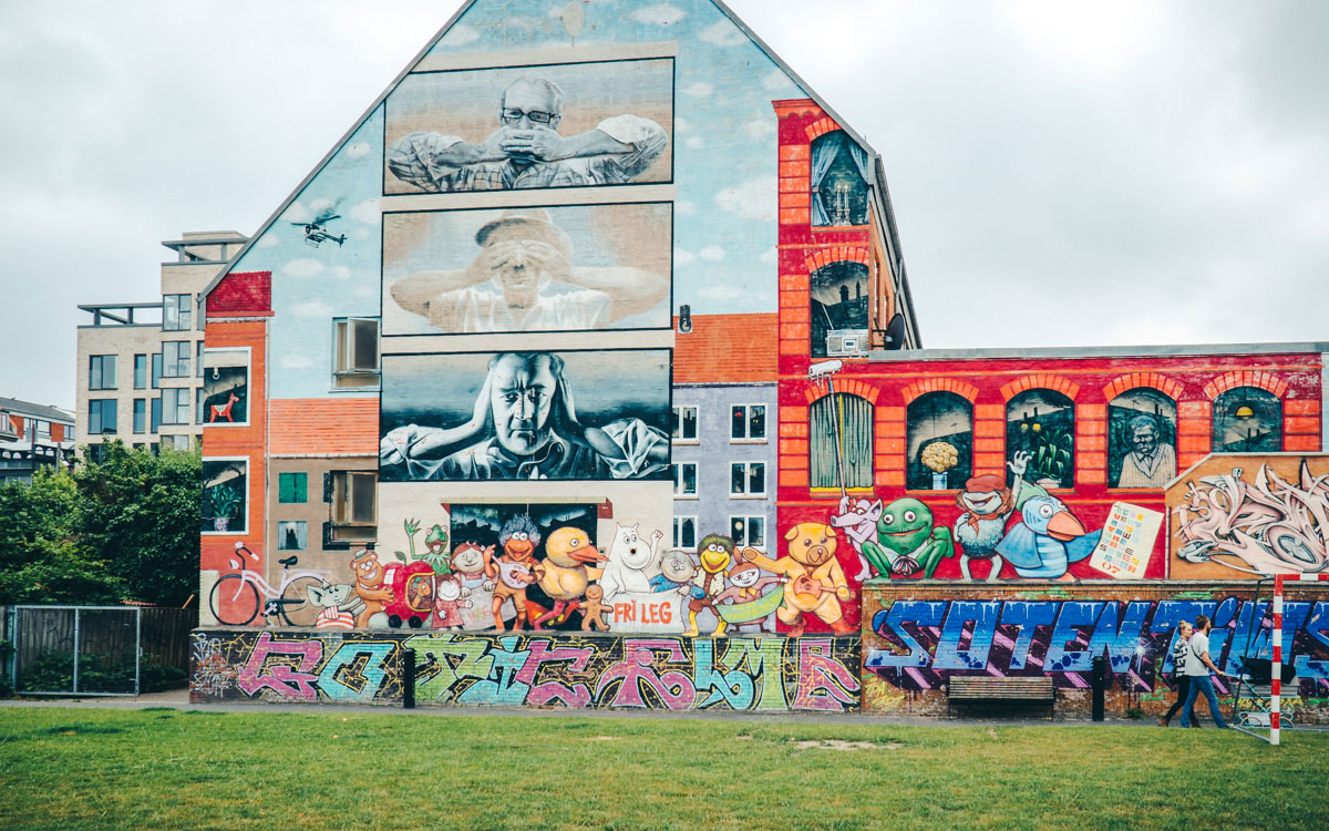 Street Art Banana Park