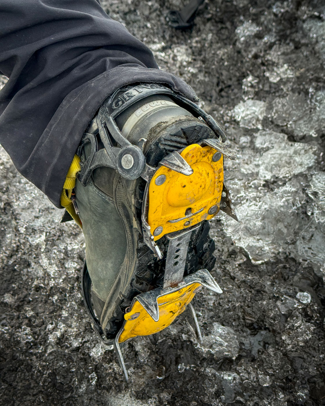 Steigeisen Island Gletscherwanderung