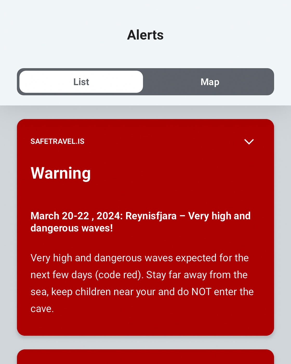 Warnung in der safetravel.is App für Island immer beachten