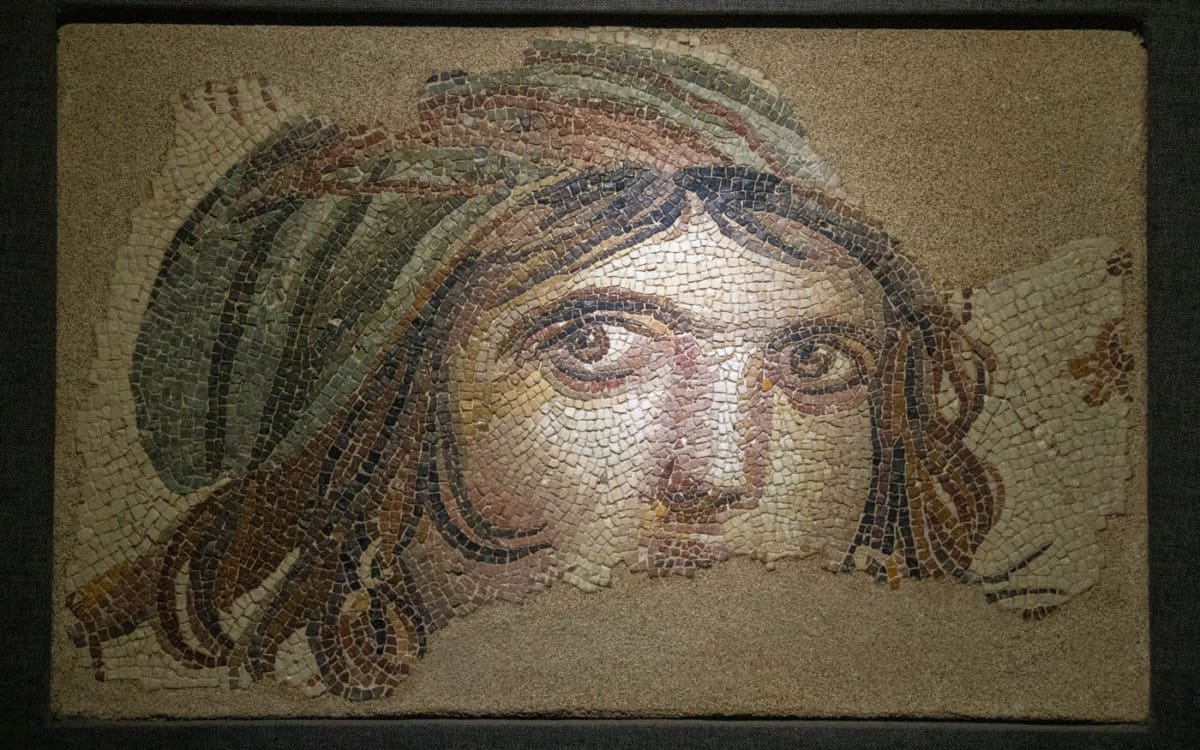 Zigeunerin Mosaik im Zeugma Museum