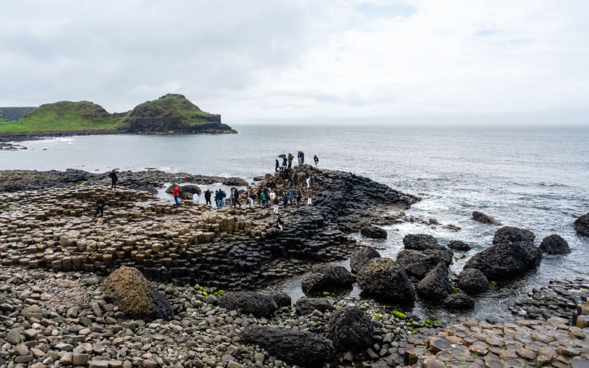 Giant’s Causeway Touristen Hot-Spot
