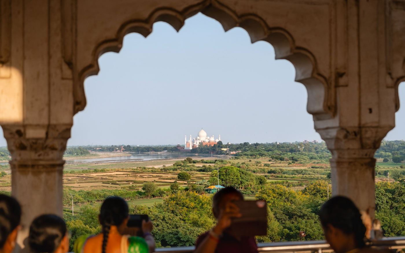 Blick von Agra Fort auf das Taj Mahal