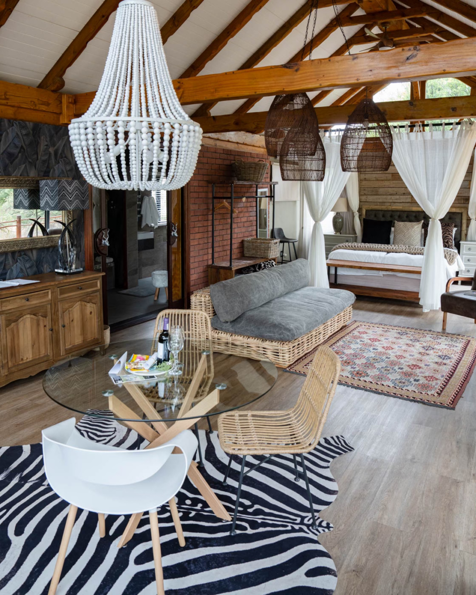 Suite von innen im Mont Eco Game Reserve