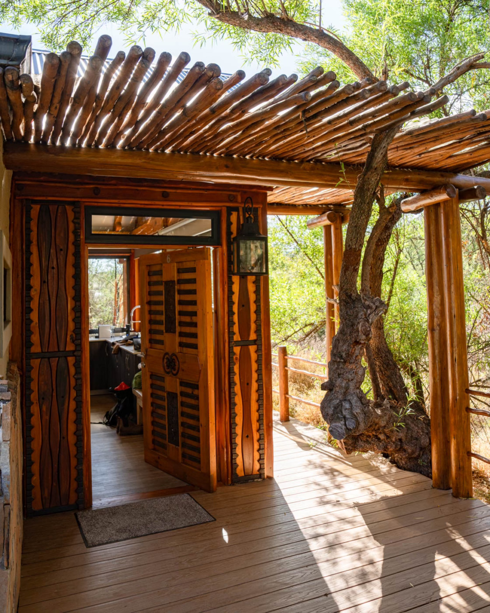 Suite Eingang im Mont Eco Game Reserve